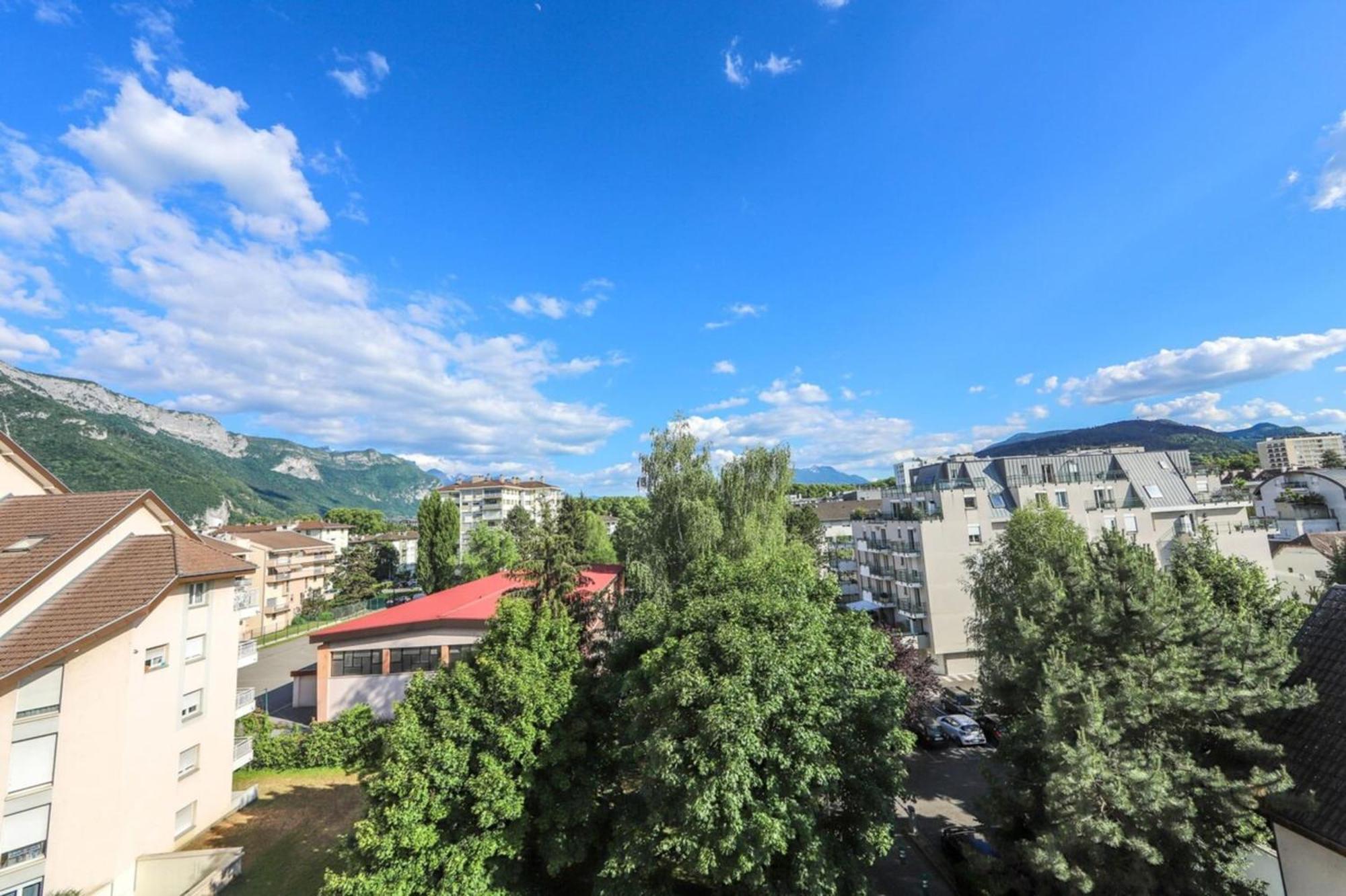 La Pause annécienne, appartement familial. Annecy Esterno foto