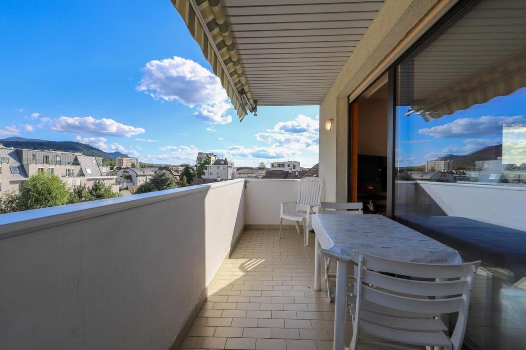 La Pause annécienne, appartement familial. Annecy Esterno foto